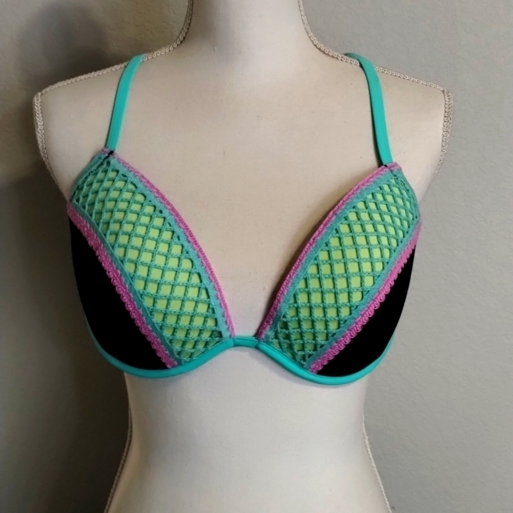 Shade & Shore Bikini Top Size 36D